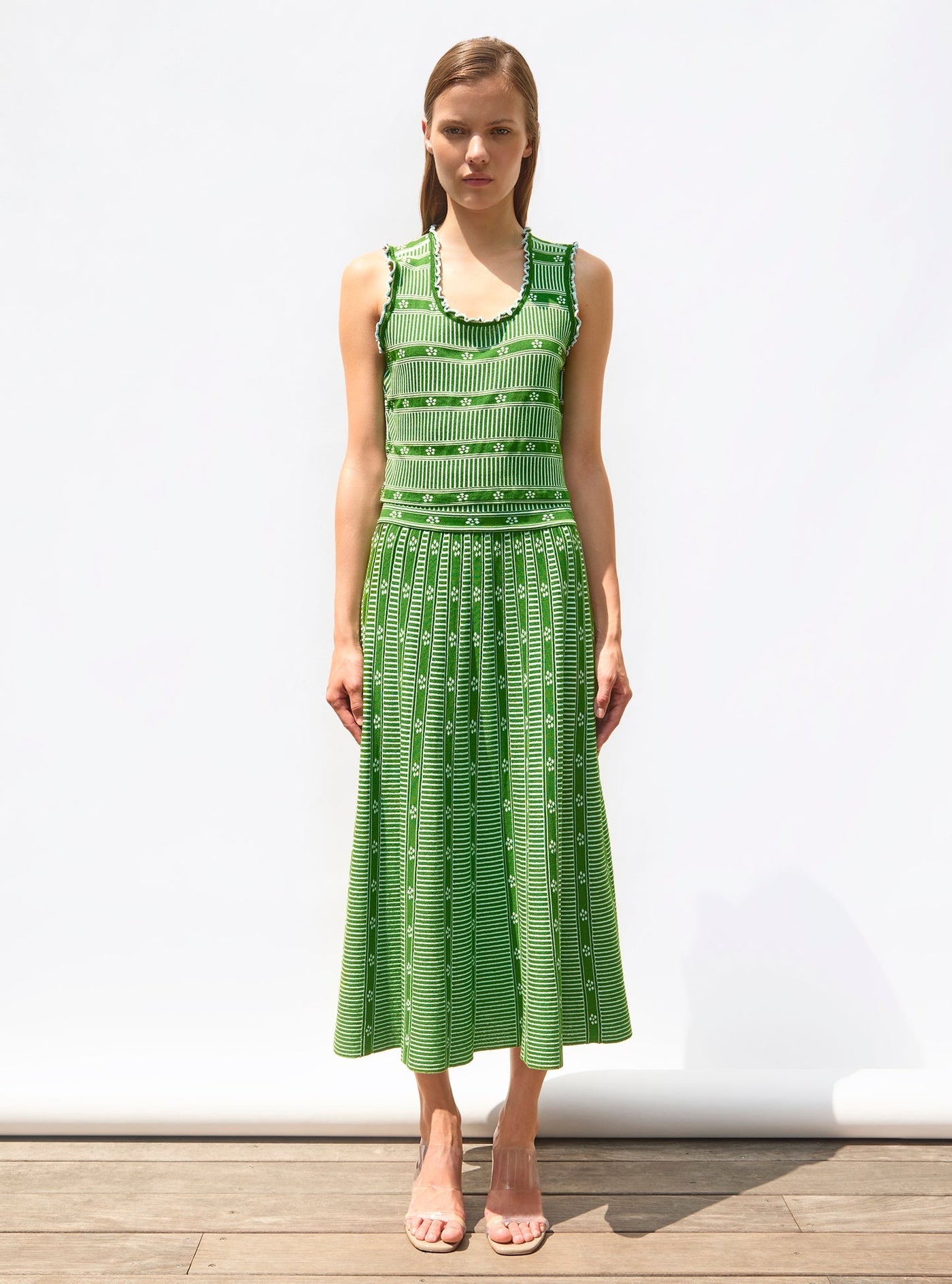 Elegant Green Floral Jacquard Skirt for Women - Stylish A-Line Midi