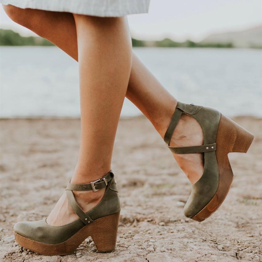 https://cdn.shopify.com/s/files/1/0817/1559/3542/products/slip-on-artificial-leather-round-toe-sandals-sandals-pavacat-us55label-size-35-green-294774_8c97edae-cf1d-4cf9-94f4-9f142500b291.jpg?v=1710068534